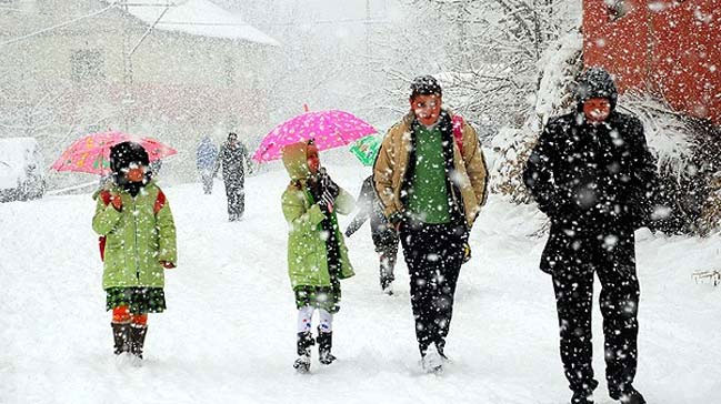 Edirne ve Bursa'da Okullar Tatil Mi ? 12 Ocak Perşembe Kar Tatili Var Mı ?