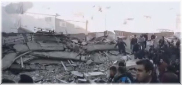 İran'da katliam gibi olay! Büyük bir bina çöktü çok sayıda ölü ve yaralılar var