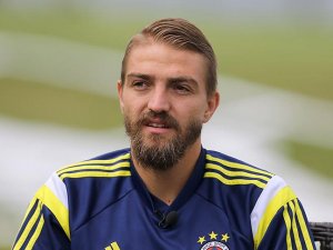 Caner Erkin Yaşanan Olaydan Dolayı Camiadan Özür Diledi