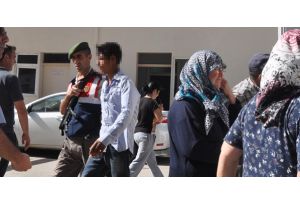 Edirne&#8217;de 14 Yaşındaki Kızı Taciz Eden 2 Kişi Gözaltına Alındı