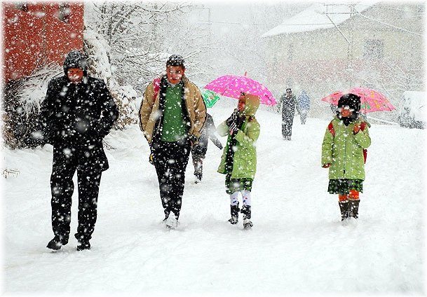 Bugün Okul Varmı ? 23 Aralık Cuma Hangi Okullarda Kar Tatili Var ?