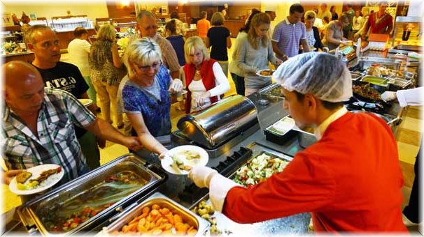 Geçen yıl ülkemize gelen Turistler yemeğe tam 5,1 milyar dolar para harcadı