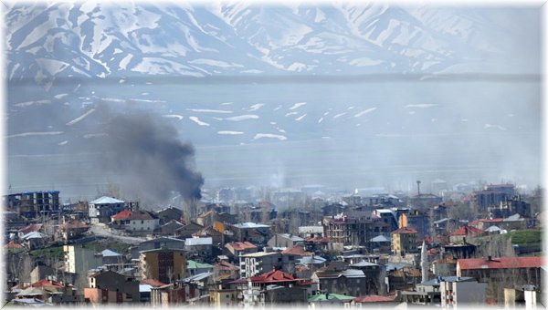 Hakkari Yüksekova’da Kapsamlı Temizlik Yapılıyor