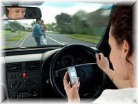 İlerleyen Teknoloji araba kullanıcılarının dikkatini dağıtıyor