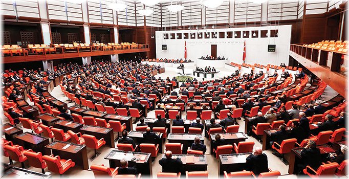 Meclis'de son dakika! Ana Yasa kanunu görüşülüyor!